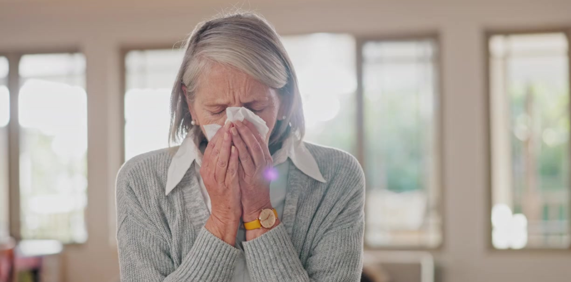 Exemplos de doenças determinadas socialmente incluem tuberculose, hanseníase, malária, tracoma e doença de Chagas.